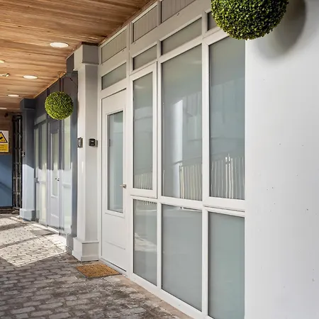 아파트 Town Centre *